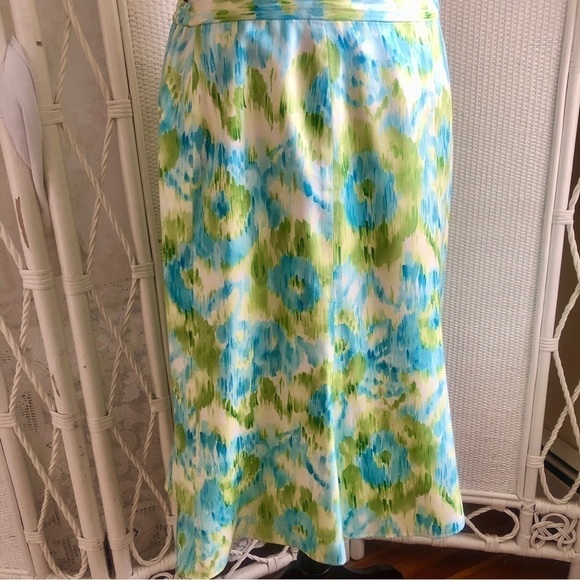 Talbots Silk Skirt Blue and Green Blurred Floral Trumpet Flare plus size 16WP - Picture 4 of 15